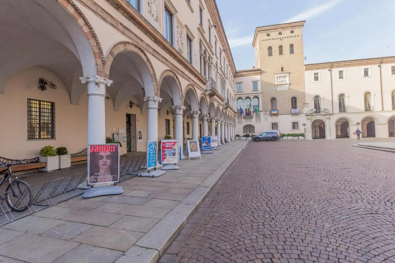 Crema Centro, Luminoso, Comfort Lägenhet